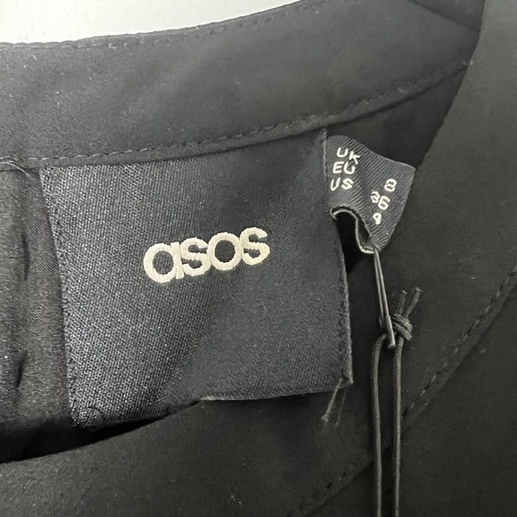 NEW ASOS Black Chiffon Ruffle Hem Short Sleeve Feminine Blouse Top US 4 - Picture 5 of 10